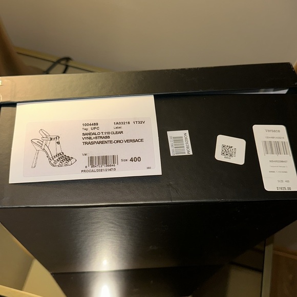 Versace Clear PVC Sandals - Picture 5 of 5